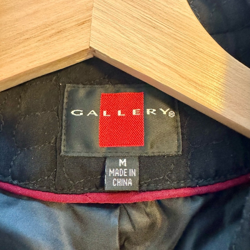 Black Quilted Women's Gallery Jacket Coat Size Medium - Picture 6 of 11